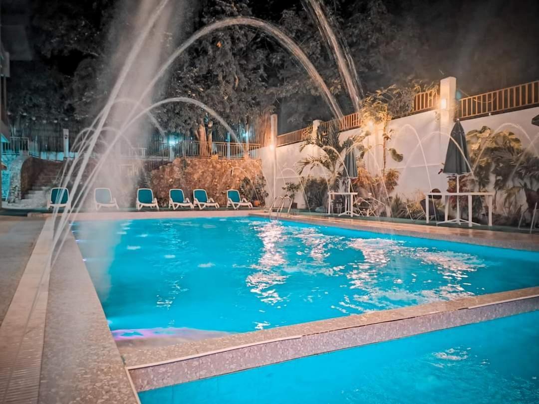 Charms Hotel Coron Exterior photo