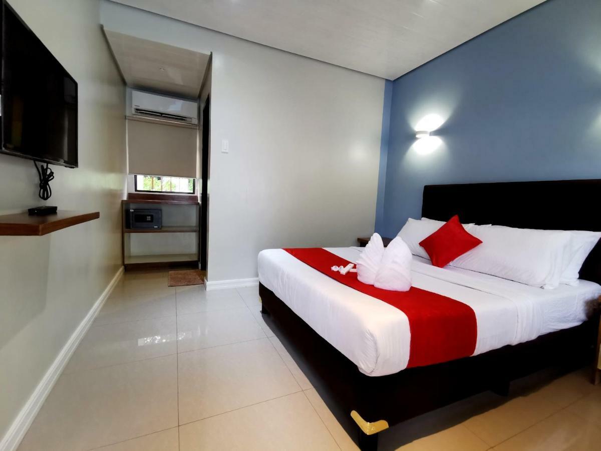 Charms Hotel Coron Exterior photo